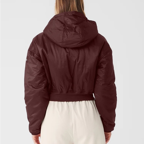 NWT Alo Yoga RIPSTOP CROPPED COSMO ZIP UP HOODIE in cherry cola - Picture 2 of 11